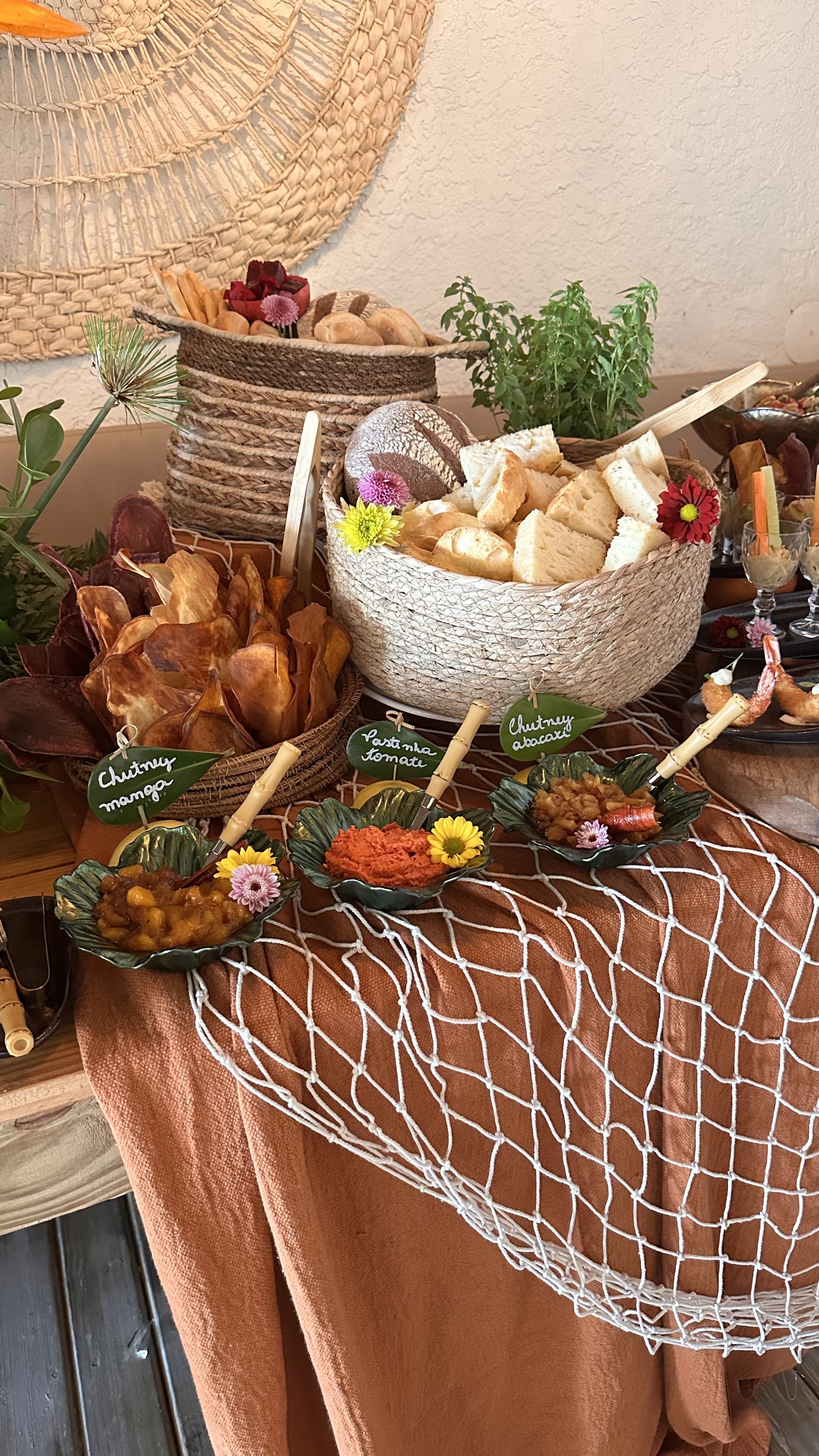 Pães e Chutneys — Ambô Cozinha
